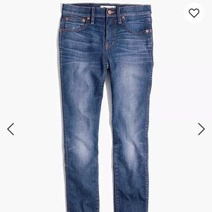 Madewell 9” High rise skinny.  28T. Excellent condition.
